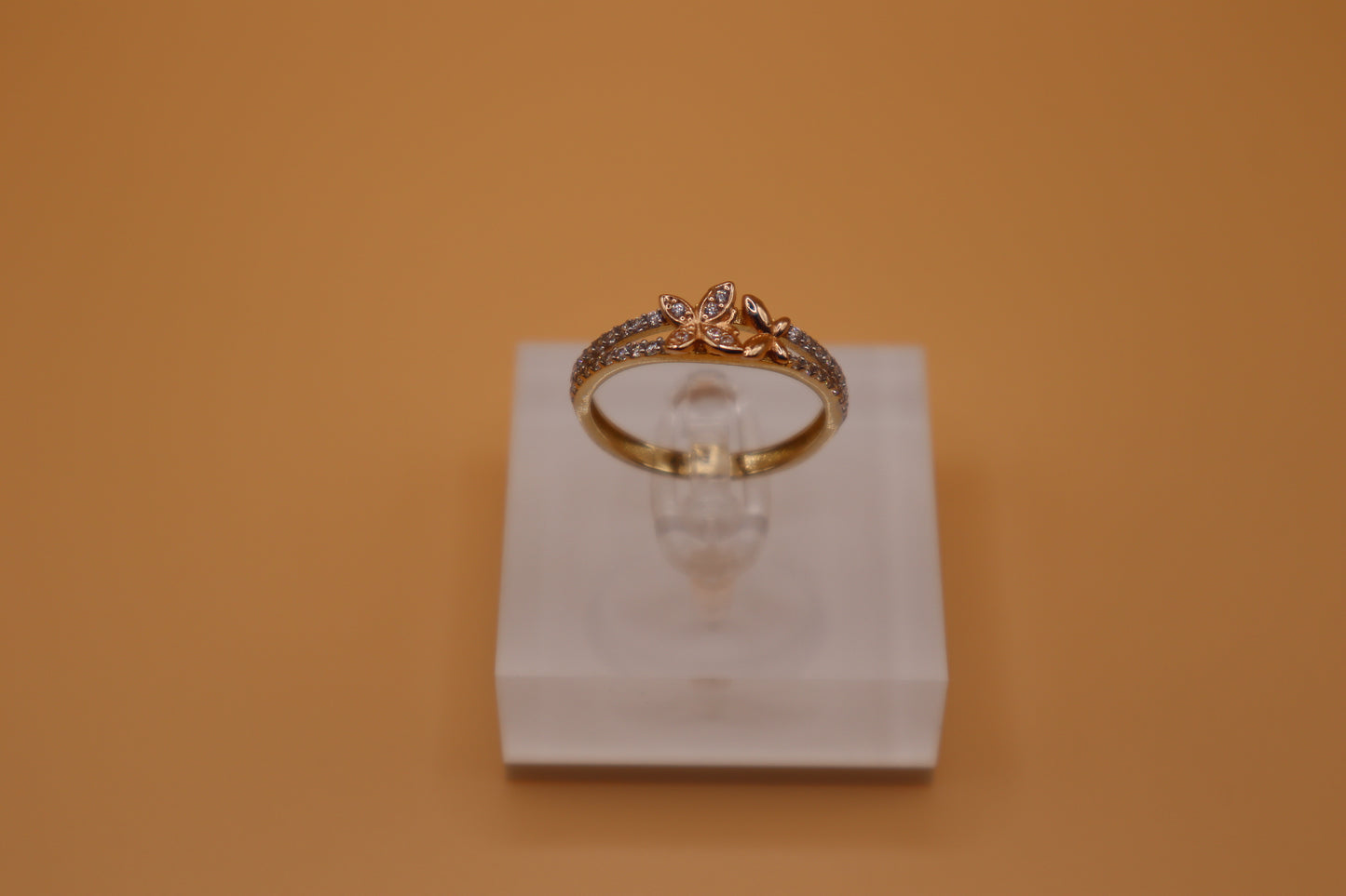 Anillo de mariposa combinado en oro rosa y oro amarillo de 14k!!