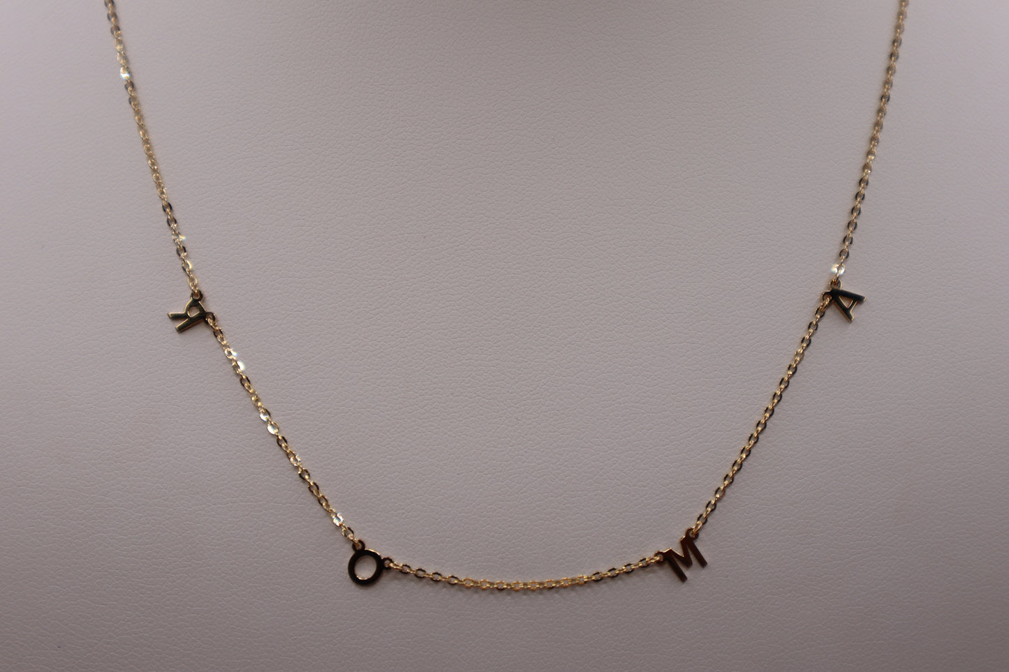 Cadena con palabra amor en oro amarillo 14k!!