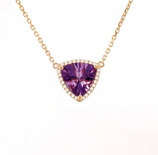Cadena de diamantes naturales y piedra amatista en oro amarillo de 14 kt !!