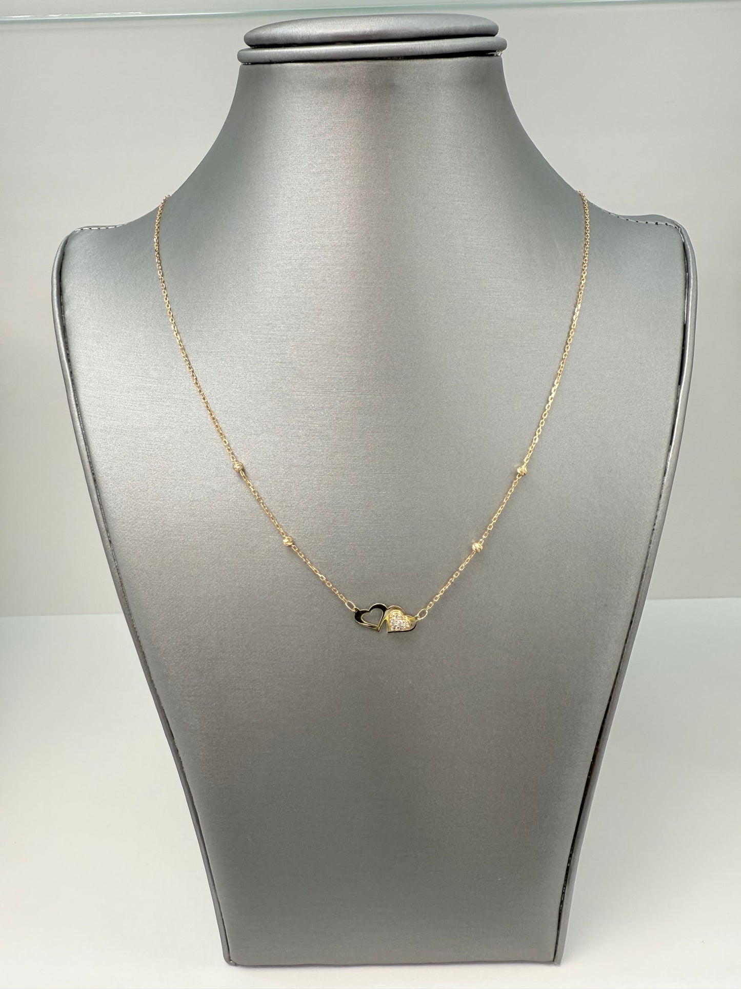 Cadena de corazones y balines en 14 kt !!
