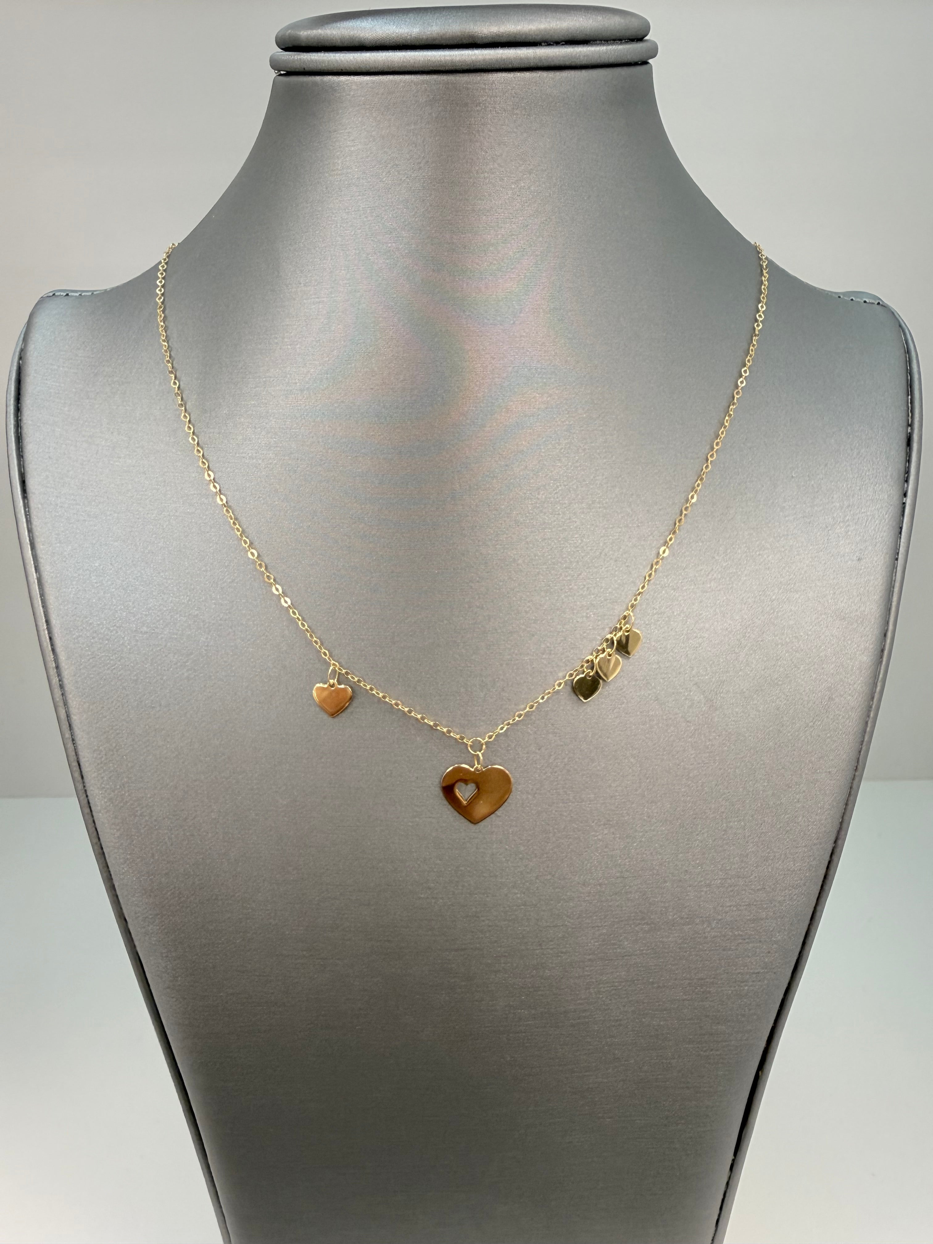 Cadena solida de corazones en oro de 14 kt