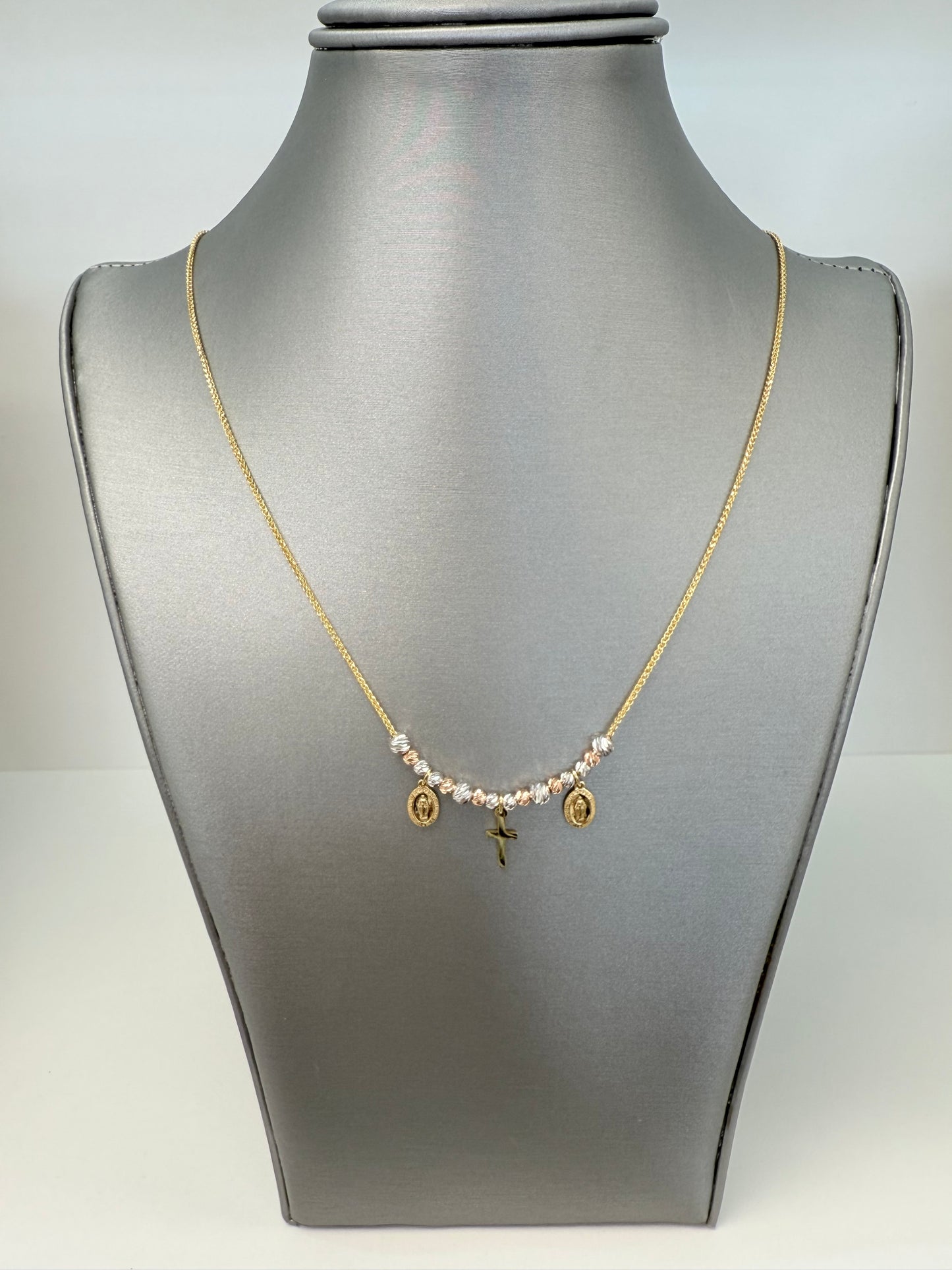 Cadena solida de cruz y virgen en 14 kt !
