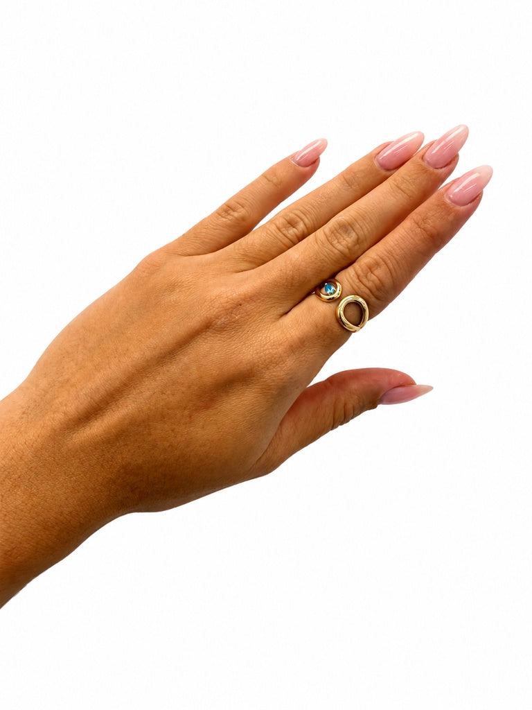 Anillo con gota azul 14k