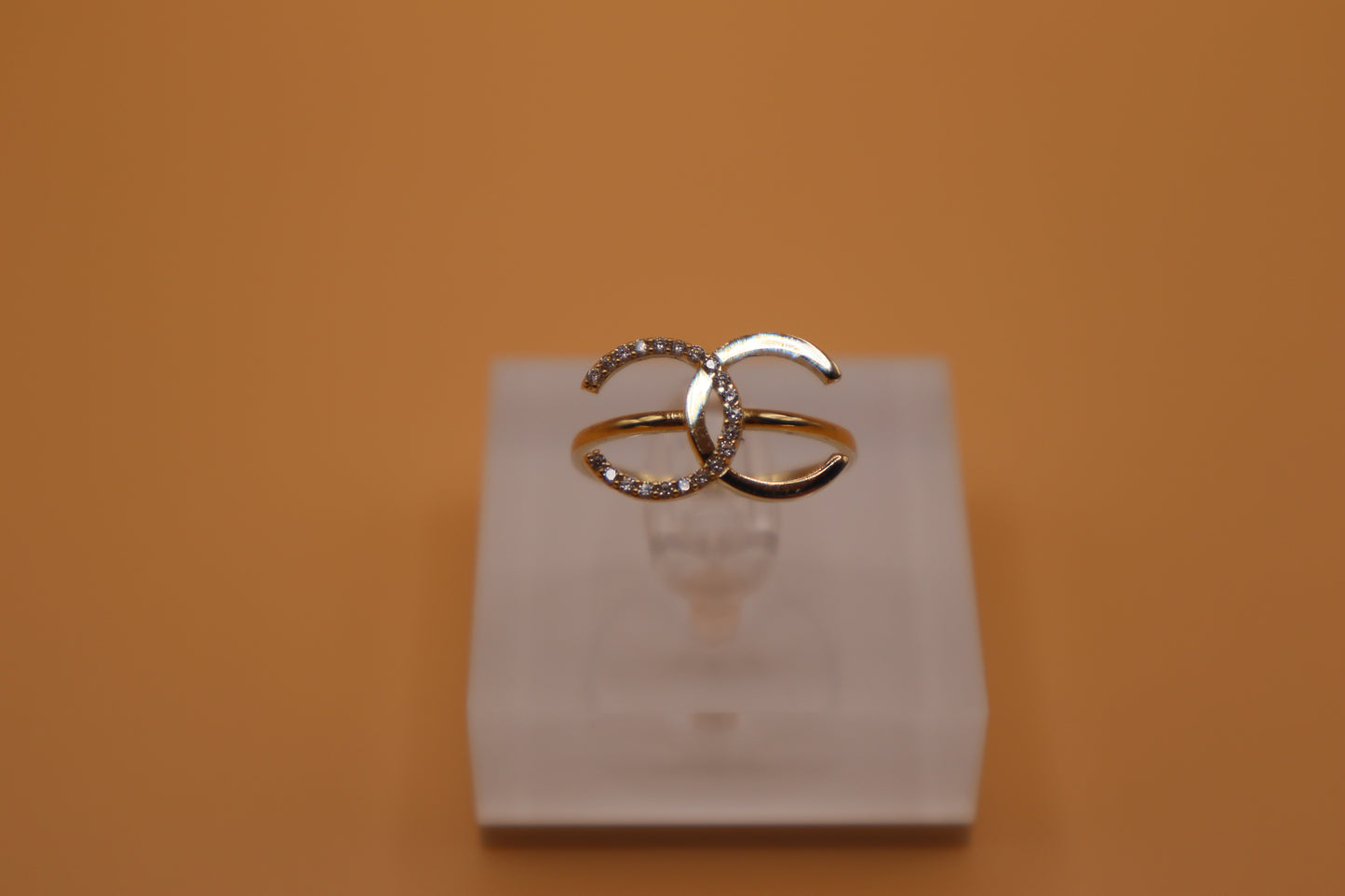 Anillo cc 14k