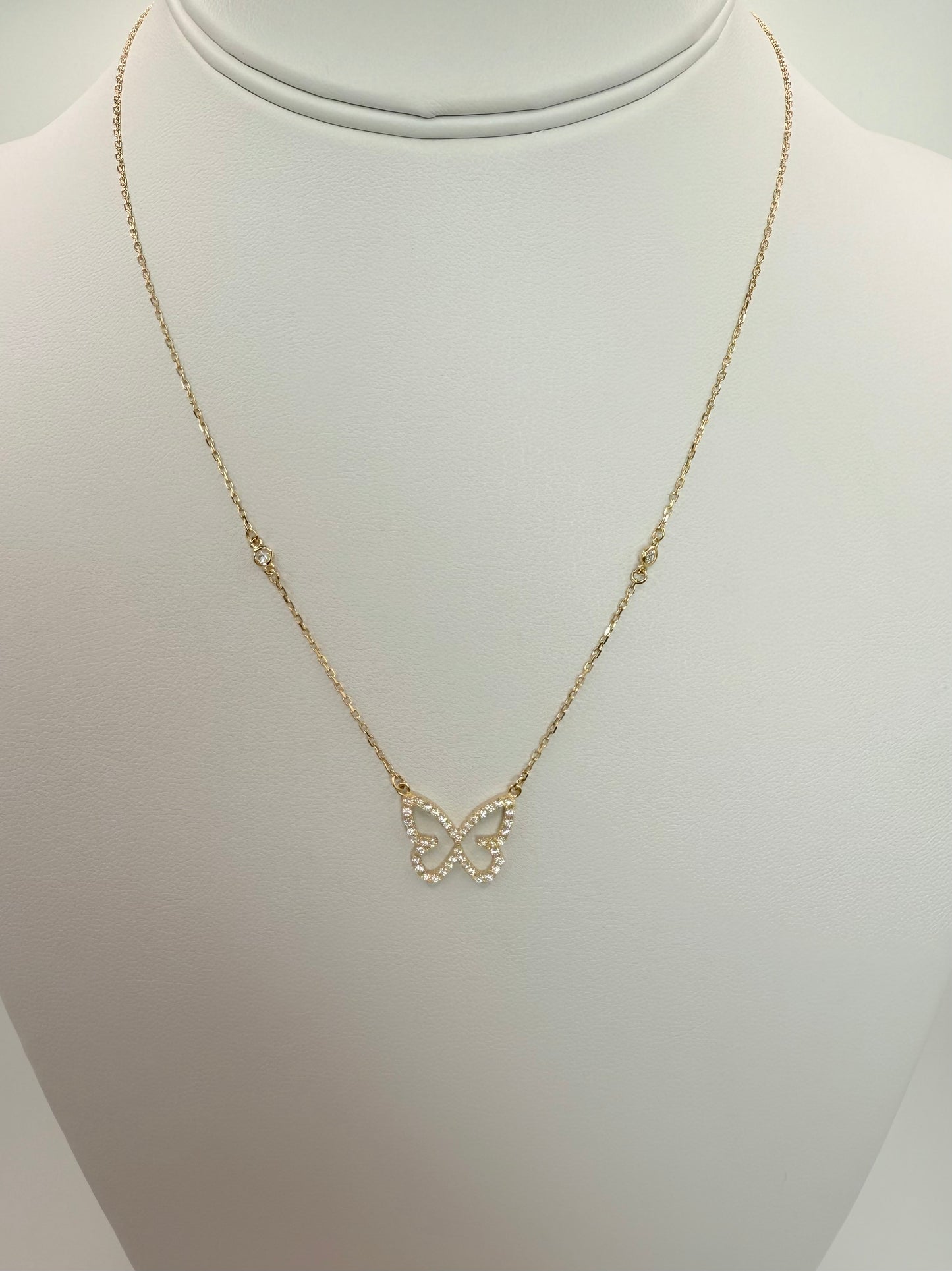 Cadena de mariposa con zirconias en oro de 14 kt!!