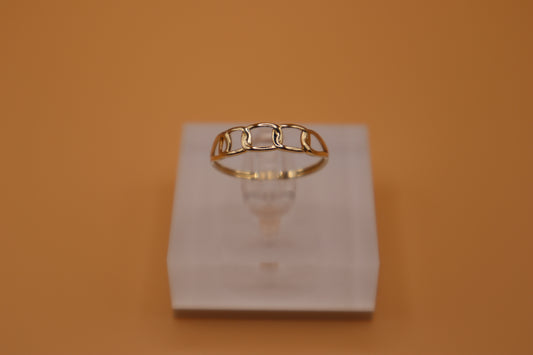 Anillo con diseño de eslabón de cadena en oro 14k!!