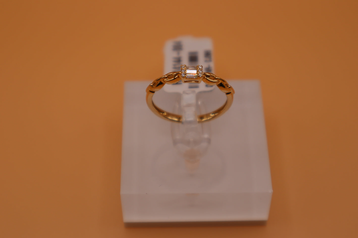 Anillo de diamantes en oro amarillo de 14k!!