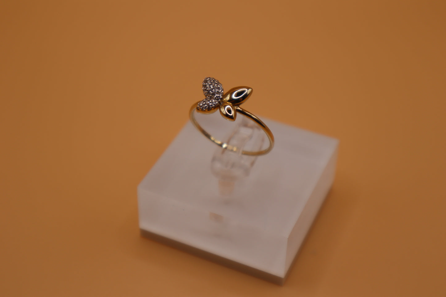 Anillo de mariposa en oro 14k!!