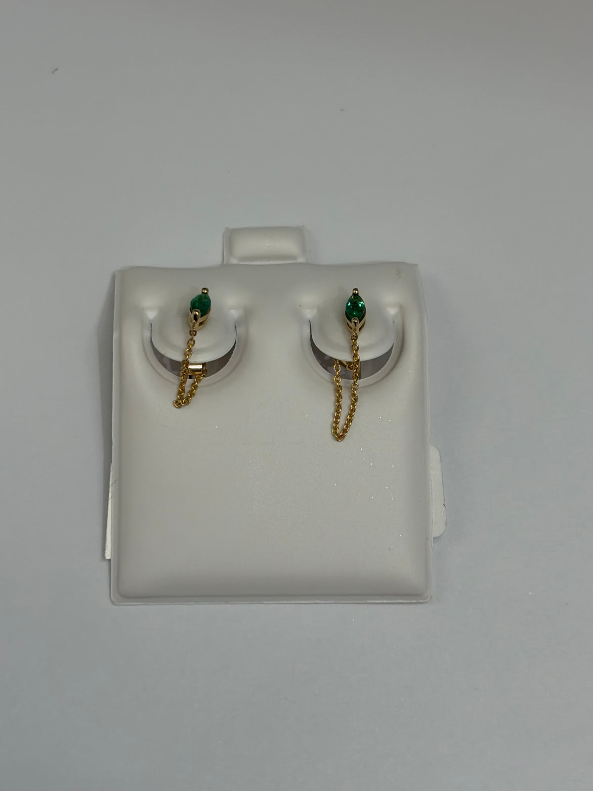 Aretes Esmeralda 14k