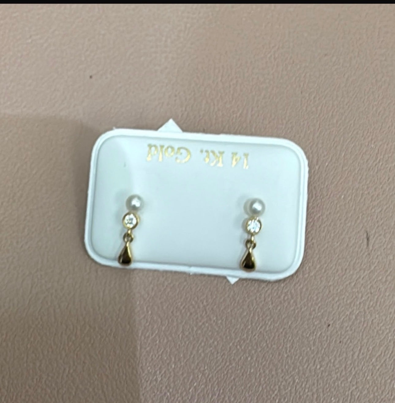Aretes de perlas de zirconia
