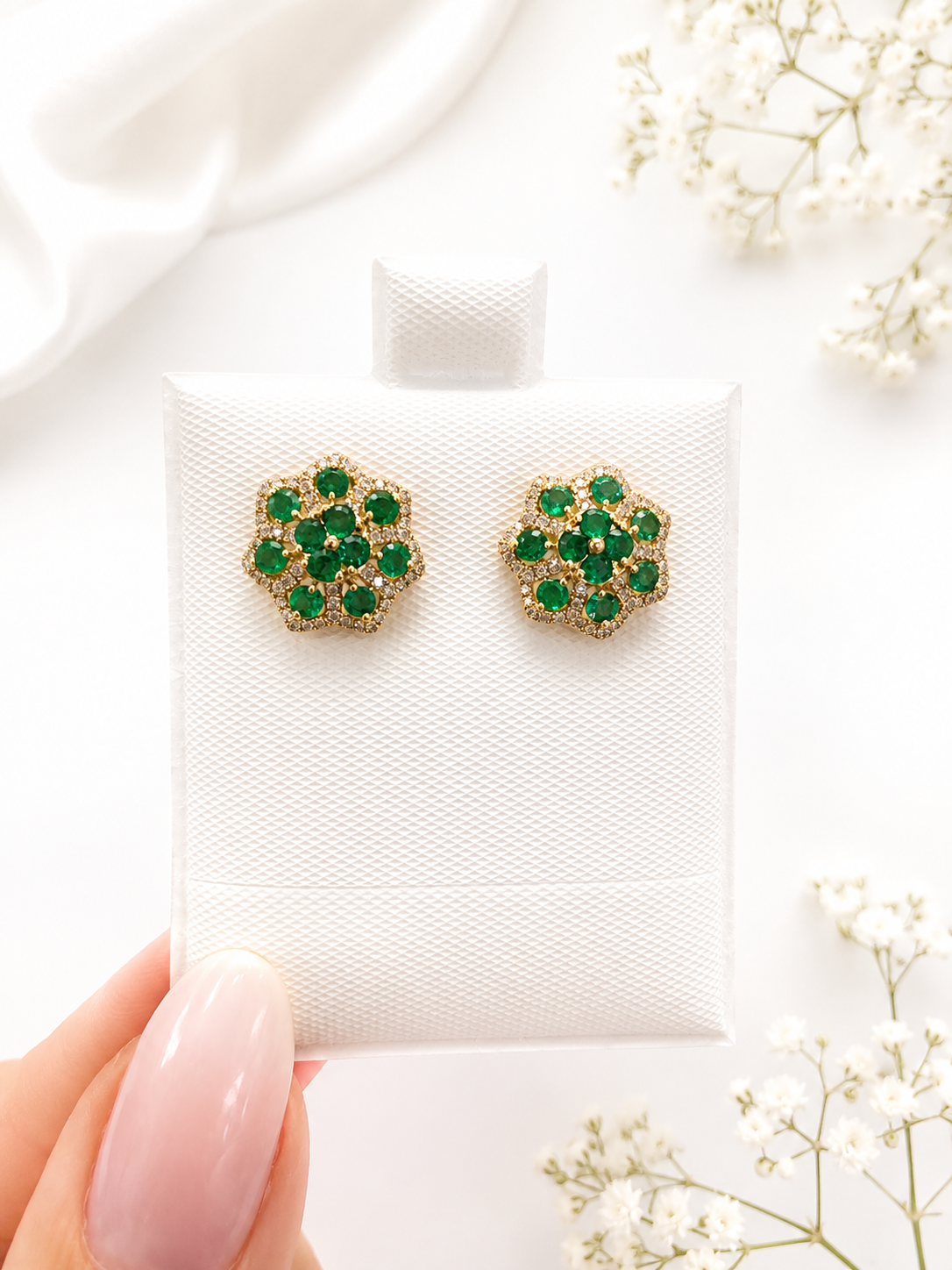 Aretes de esmeralda y diamantes naturales 18k